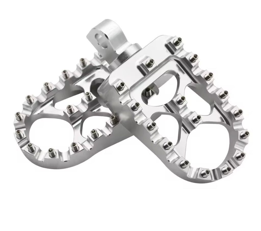 Upgraded grippy pegs with mounting